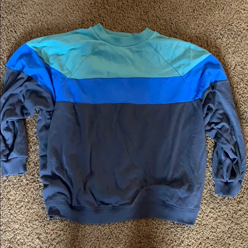 American Eagle Oversized crew